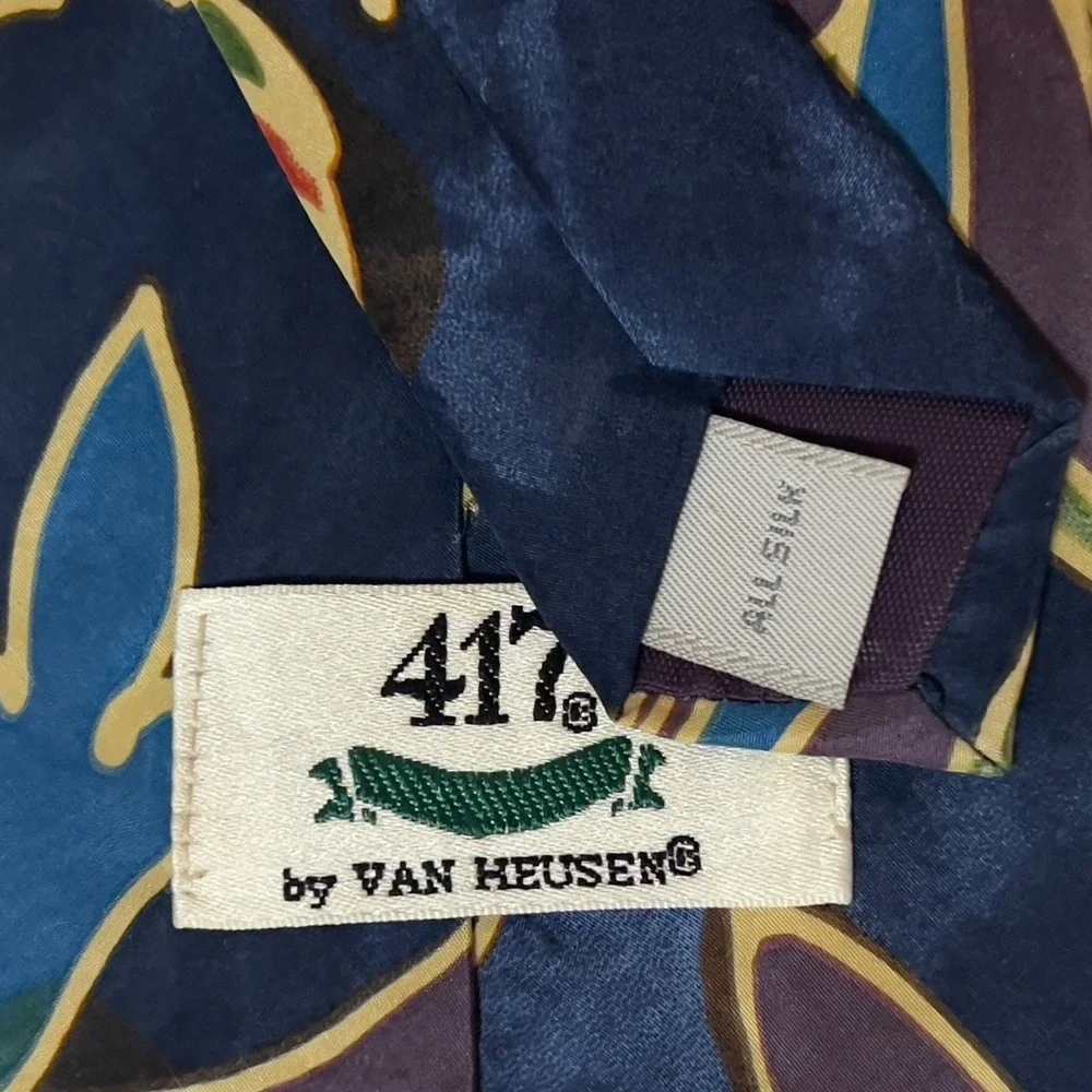 Vintage 417 by Van Heusen Silk Men's Necktie Abstract Blue Multi Floral Designer